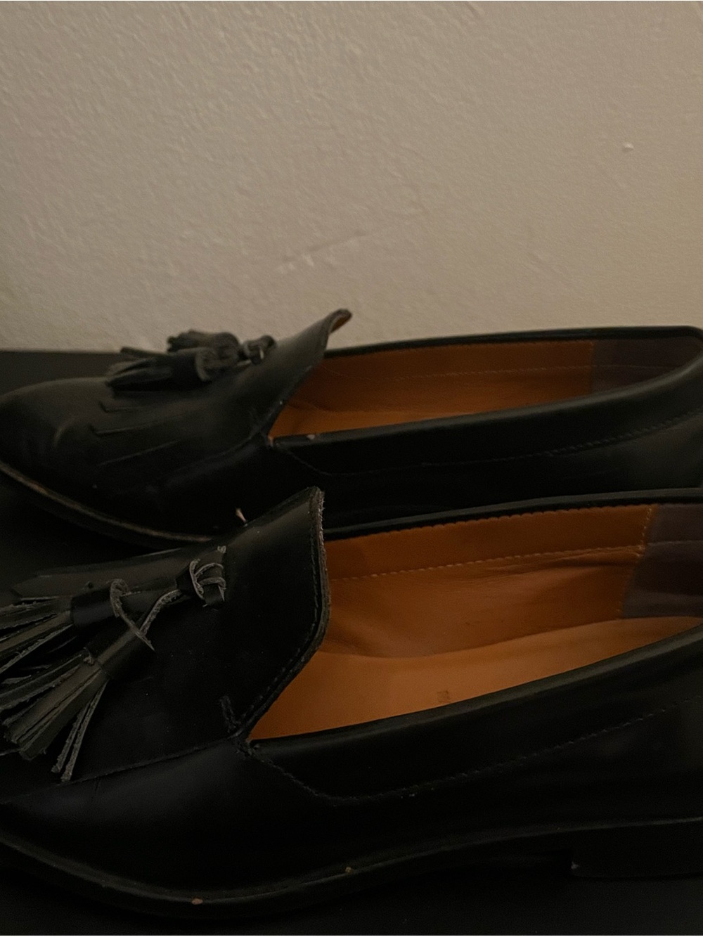 Everlane - Black Leather Tassel Italian Leather Loafers - size 6 - Picture 4 of 7